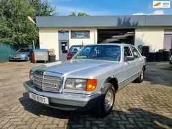 Grijs Gebruikt 1983 Mercedes 300 Sedan | € 9.950