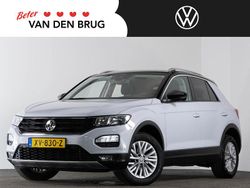 Wit Gebruikt 2019 VW T-Roc Style SUV | € 17.395 (Eerlijke prijs)