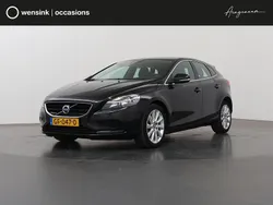 Zwart Gebruikt 2015 Volvo V40 Momentum Stationwagen | € 16.830 (Eerlijke prijs)
