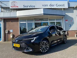 Bruin, metallic lak Gebruikt 2023 Toyota Corolla Edition Stationwagen | € 35.945 (Eerlijke prijs)