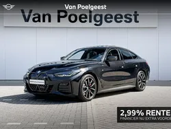 Black sapphire (donker zwart) Gebruikt 2024 BMW i4 Executive Sedan | € 51.900 (Goede deal)