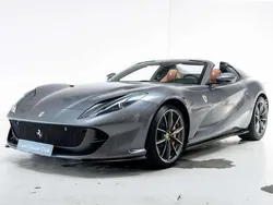 Grijs Gebruikt 2023 Ferrari 812 Cabriolet | € 499.500