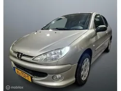 Grijs Gebruikt 2006 Peugeot 206 Hatchback | € 1.499 (Duur)