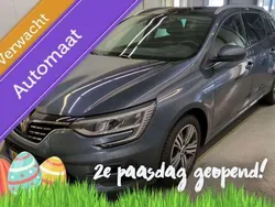 Grijs, metallic lak Gebruikt 2022 Renault Mégane IV Intens Stationwagen | € 22.999 (Iets duurder)