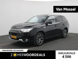 Zwart Gebruikt 2015 Mitsubishi Outlander Edition SUV | € 16.900 (Iets duurder)