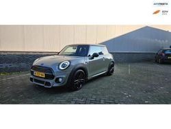 Grijs Gebruikt 2018 Mini Cooper Chili Hatchback | € 14.995 (Eerlijke prijs)