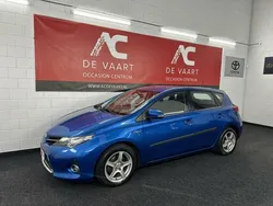 Blauw Gebruikt 2015 Toyota Auris Hatchback | € 10.499 (Eerlijke prijs)