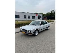 Grijs Gebruikt 1984 BMW 520 Sedan | € 5.999