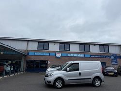 Grijs Gebruikt 2016 Fiat Doblò MPV | € 4.450 (Eerlijke prijs)