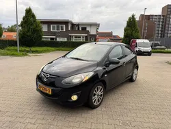 Zwart Gebruikt 2013 Mazda 2 Hatchback | € 4.450 (Eerlijke prijs)