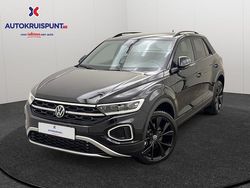 Zwart Nieuw 2025 VW T-Roc Style SUV | € 33.900 (Super prijs)
