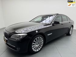 Zwart Gebruikt 2011 BMW 740 Sedan | € 6.750