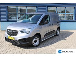 Grijs Gebruikt 2024 Opel Combo MPV | € 17.622 (Iets duurder)