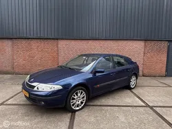 Blauw Gebruikt 2001 Renault Laguna II Expression Hatchback | € 799 (Goede deal)