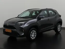 Grijs Gebruikt 2024 Toyota Yaris Cross Business Edition SUV | € 26.895 (Goede deal)