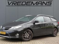 Zwart Gebruikt 2015 Toyota Auris Touring Sports Stationwagen | € 8.450 (Goede deal)