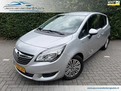 Grijs Gebruikt 2014 Opel Meriva Design Edition MPV | € 6.750 (Eerlijke prijs)