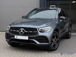 Grijs Gebruikt 2022 Mercedes GLC300e AMG SUV | € 51.850 (Eerlijke prijs)