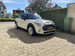 Wit Gebruikt 2017 Mini Cooper S Chili Hatchback | € 16.995 (Eerlijke prijs)
