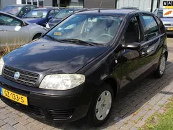 Zwart Gebruikt 2005 Fiat Punto Dynamic Hatchback | € 1.450 (Eerlijke prijs)