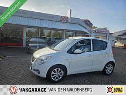 Wit Gebruikt 2013 Opel Agila Edition Hatchback | € 10.750 (Duur)