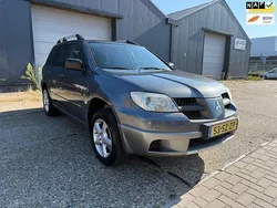 Grijs Gebruikt 2006 Mitsubishi Outlander Invite+ SUV | € 2.999 (Eerlijke prijs)