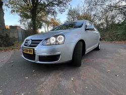 Grijs Gebruikt 2006 VW Jetta Comfortline Sedan | € 2.700