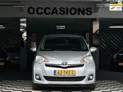 Grijs Gebruikt 2012 Toyota Verso-S MPV | € 10.999 (Goede deal)