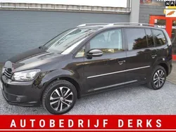 Zwart Gebruikt 2012 VW Touran Comfortline MPV | € 10.950 (Duur)