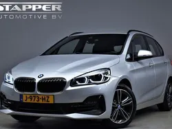 Grijs Gebruikt 2020 BMW 218 Sport Line Stationwagen | € 21.495 (Eerlijke prijs)