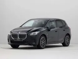 Zwart, metallic lak Nieuw 2024 BMW 225 Active Tourer M Sport MPV | € 58.463 (Eerlijke prijs)