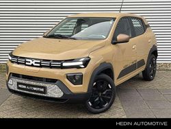 Bruin Gebruikt 2024 Dacia Spring Extreme Hatchback | € 15.945 (Eerlijke prijs)