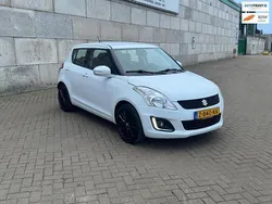Wit Gebruikt 2014 Suzuki Swift Hatchback | € 6.250 (Eerlijke prijs)