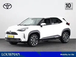 Wit Gebruikt 2023 Toyota Yaris Cross Limited SUV | € 28.745 (Eerlijke prijs)