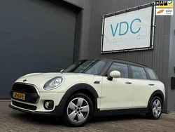 Wit Gebruikt 2016 Mini One Clubman Stationwagen | € 8.250 (Eerlijke prijs)