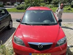 Gebruikt 2004 Mazda 2 Exclusive Sedan | € 1.750 (Eerlijke prijs)