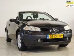 Zwart Gebruikt 2005 Renault Mégane Cabriolet Authentique Cabriolet | € 1.599 (Eerlijke prijs)