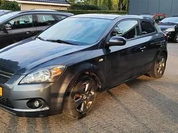 Grijs Gebruikt 2011 Kia ProCeed 2 Hatchback | € 3.699 (Eerlijke prijs)