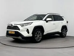 Wit Gebruikt 2022 Toyota RAV4 Business Edition SUV | € 34.945 (Goede deal)