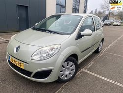 Geel Gebruikt 2008 Renault Twingo Expression Hatchback | € 2.250 (Goede deal)