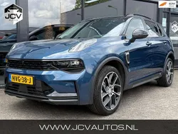 Blauw, metallic lak Gebruikt 2022 Lynk & Co 01 SUV | € 23.888 (Eerlijke prijs)