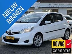 Wit Gebruikt 2014 Toyota Yaris Hatchback | € 10.950 (Eerlijke prijs)