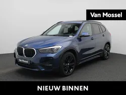 Blauw Gebruikt 2021 BMW X1 Executive SUV | € 28.900 (Eerlijke prijs)