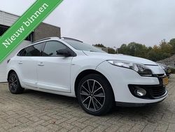 Wit Gebruikt 2012 Renault Mégane GrandTour Bose Edition Stationwagen | € 5.950 (Iets duurder)
