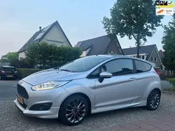 Grijs Gebruikt 2017 Ford Fiesta ST-Line Hatchback | € 8.990 (Goede deal)