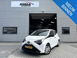 Wit Gebruikt 2021 Toyota Aygo Hatchback | € 11.750 (Eerlijke prijs)