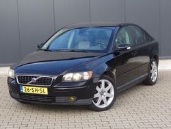 Zwart Gebruikt 2006 Volvo S40 Sedan | € 2.350 (Goede deal)