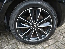 Zwart Gebruikt 2012 Renault Scénic III Bose Edition MPV | € 3.950 (Eerlijke prijs)