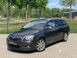 Grijs Gebruikt 2008 Toyota Avensis Travel Stationwagen | € 5.745 (Duur)