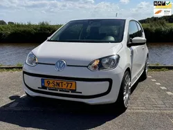 Wit Gebruikt 2013 VW up! move up! Hatchback | € 3.550 (Eerlijke prijs)